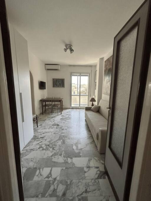 Tiberia Apartment Рим Екстериор снимка